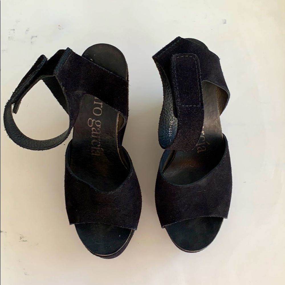 Pedro Garcia Balck Suede Wedges